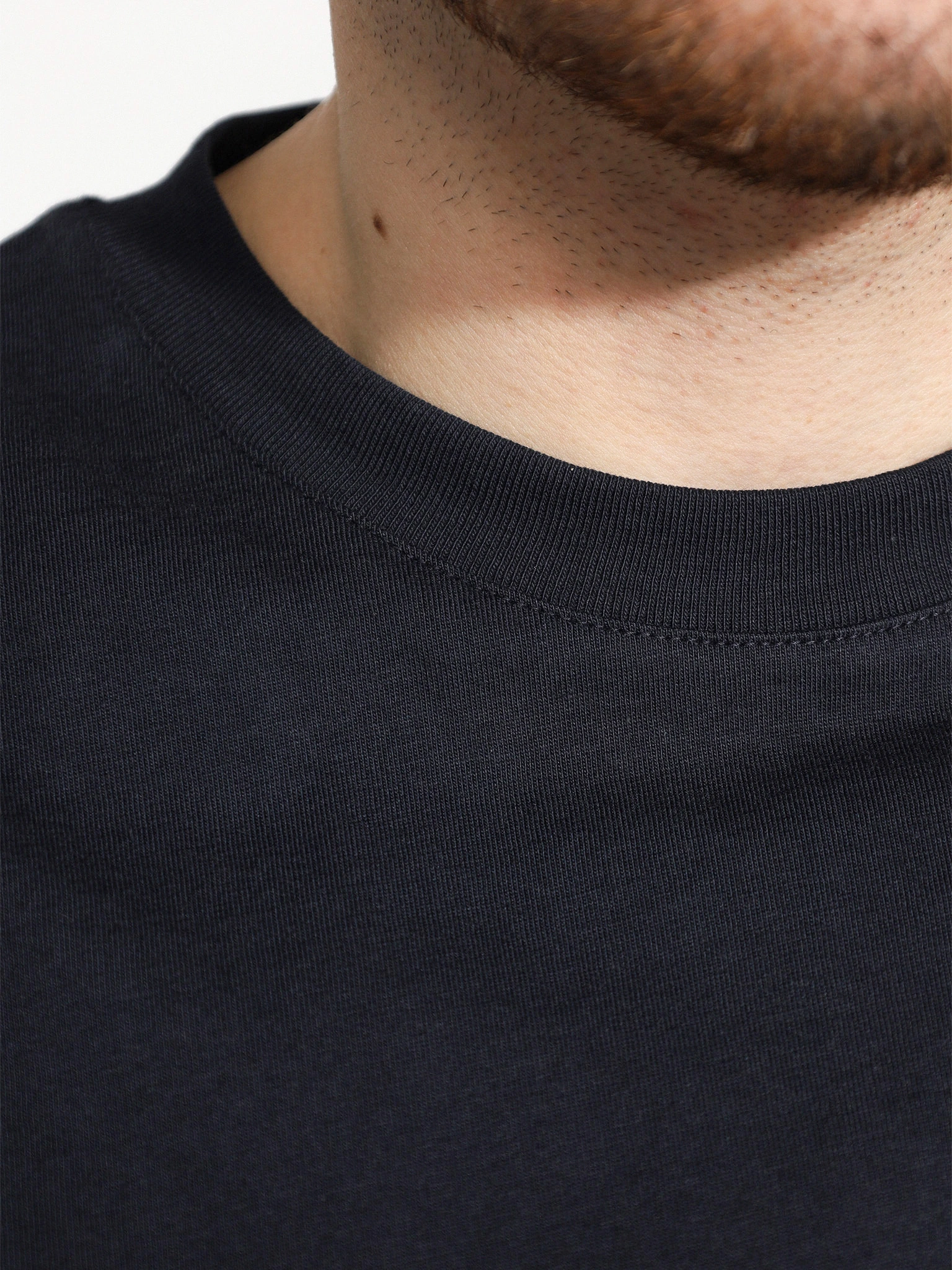 Футболка темно-синего цвета из хлопка